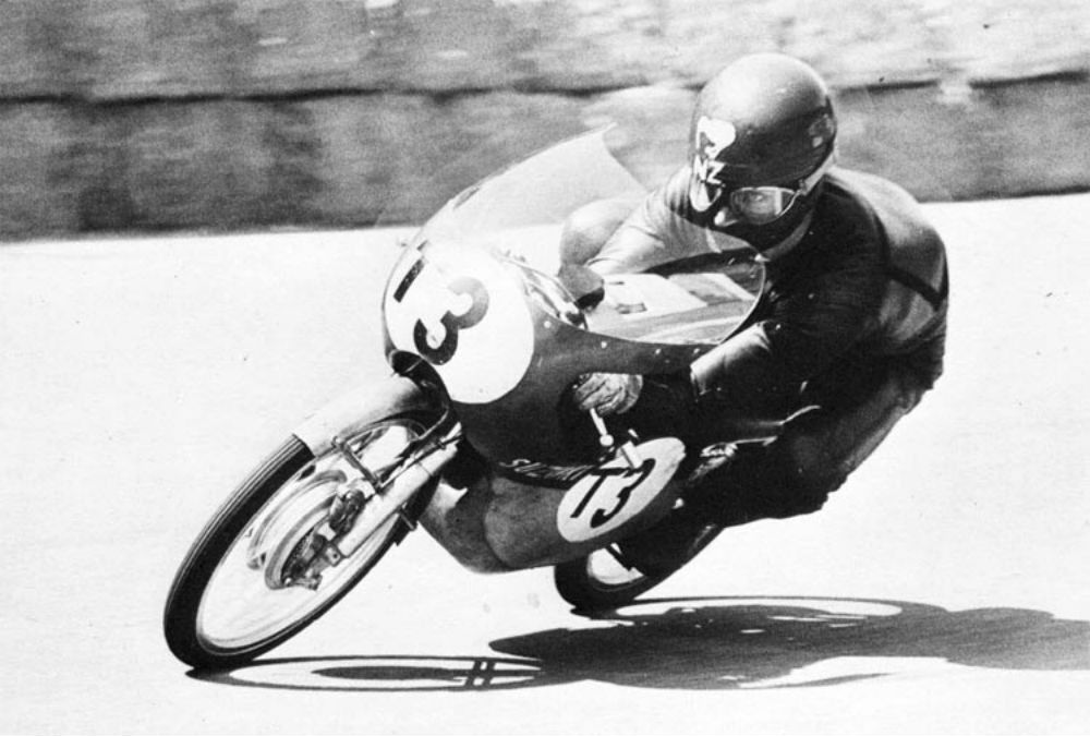 1964_Hugh_Anders_Solide_750