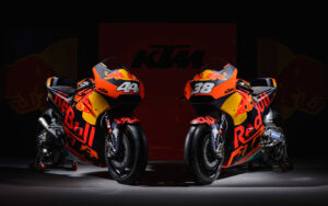 ktm_rc16_motogp_2017_race_bikes-wide