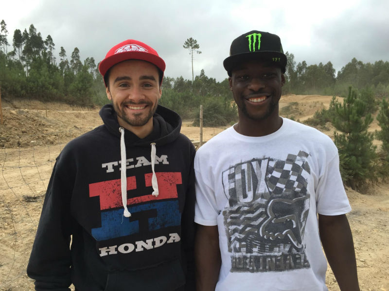 Hugo Basaúla e Sandro Peixe rumam a Estugarda