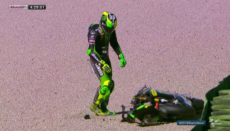 Marc Marquez continua a dominar em dia marcado por muitas quedas 