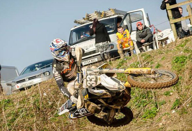 Jordan Eccles assina com a Suzuki para a próxima época de MX2