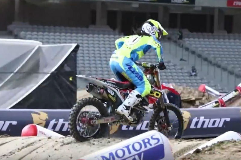 VÍDEO: Melhores imagens do Lille Supercross