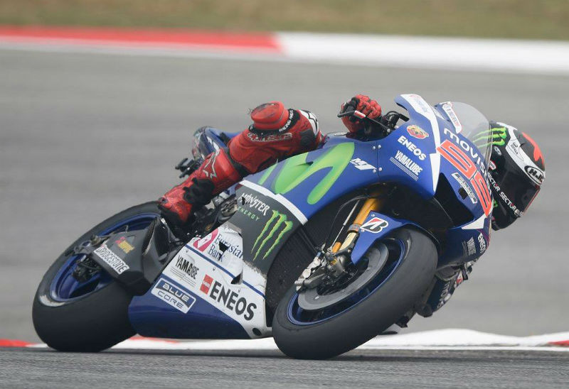 Jorge Lorenzo: “Com o novo sistema eletrónico estamos a rodar meio segundo mais lentos”