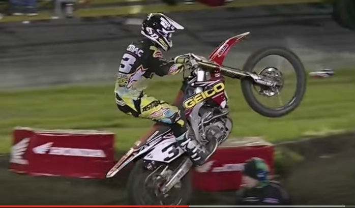 VÍDEO: Teaser do AMA Supercross 2016