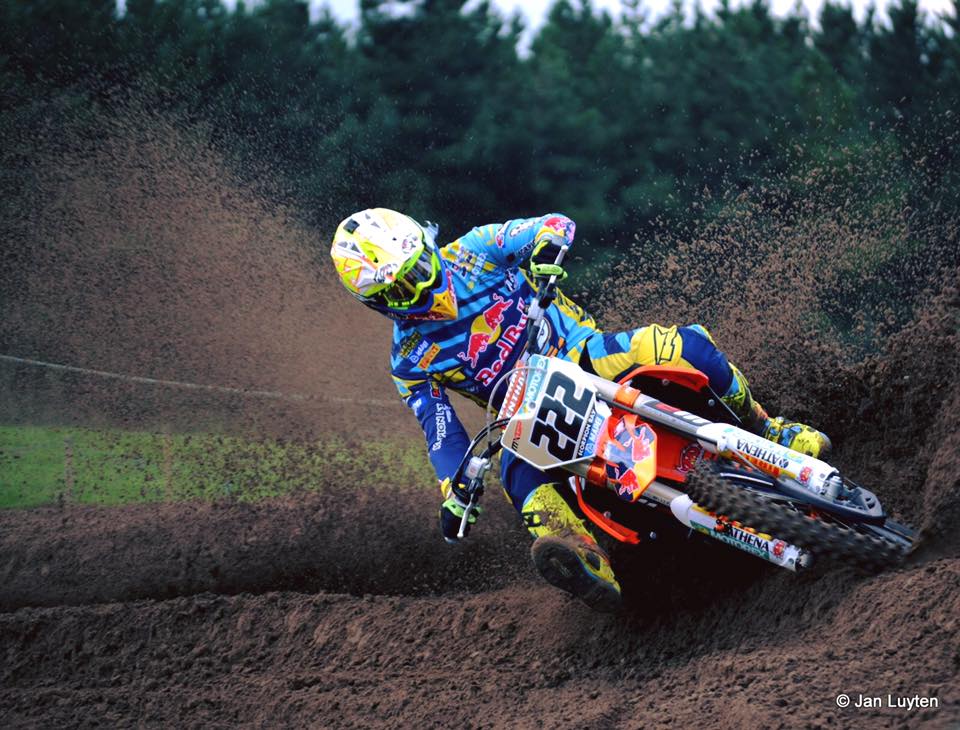 VÍDEO: A passagem de Tony Cairoli pelo Brasil