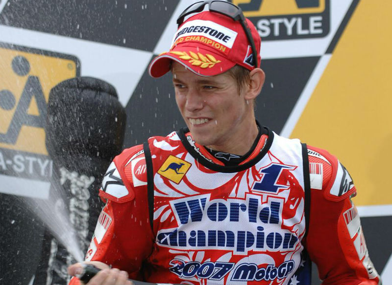 Casey Stoner regressa à Ducati no final de janeiro