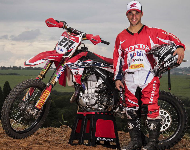 Paulo Alberto não pensa regressar a Portugal em breve