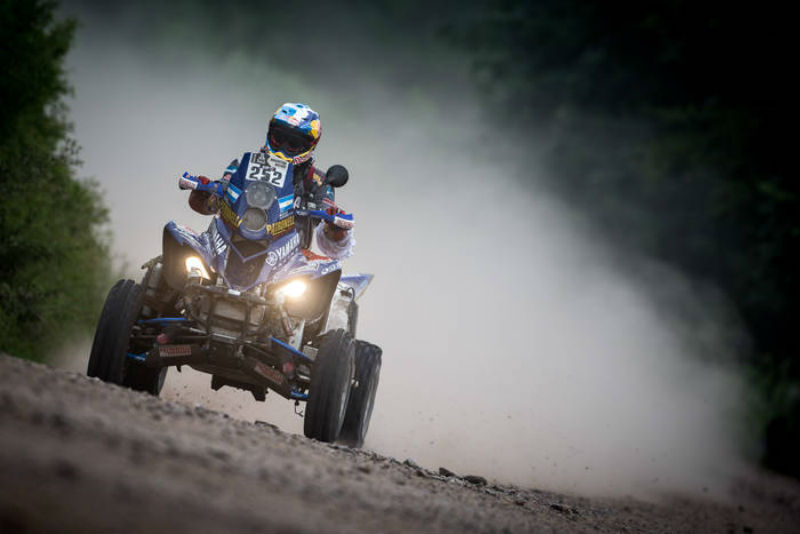 Marcos Patronelli vence etapa entre os quads