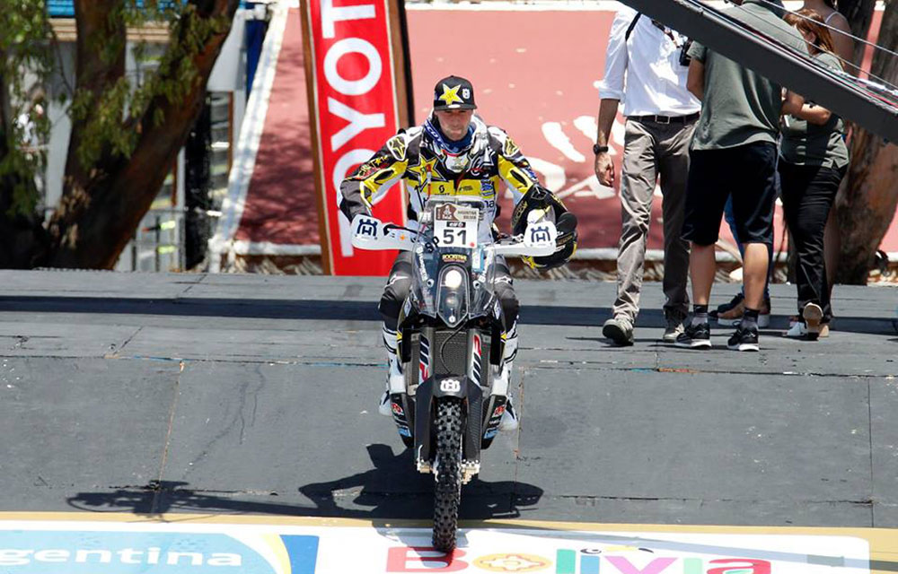 Pela Renet sofre problema mecânico no prólogo