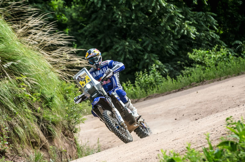 Hélder Rodrigues penalizado em três minutos