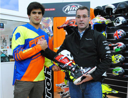 João Hortega renova ligação com a Salgados Moto