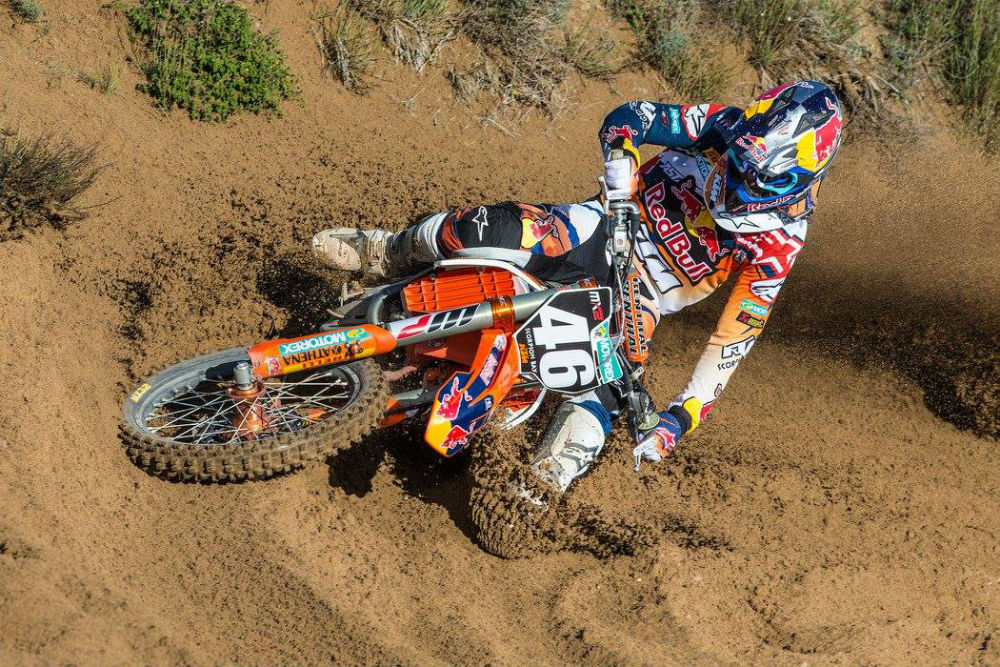 VÍDEO: A armada KTM para o Mundial MX