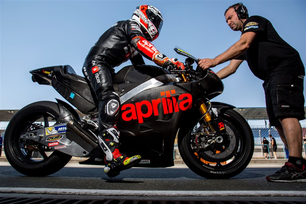 Aprilia testou em Losail