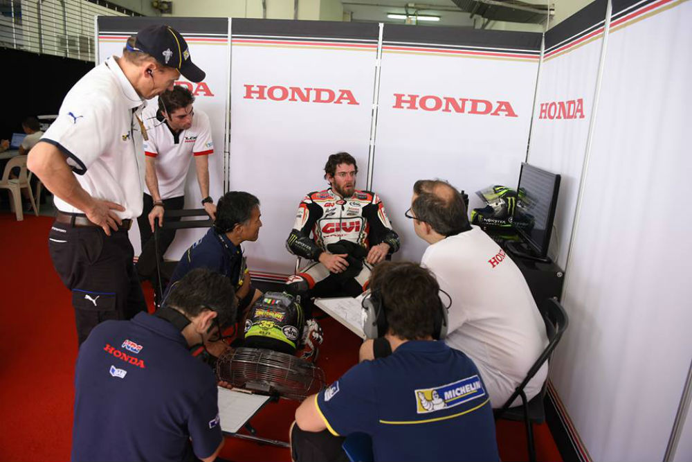 Cal Crutchlow satisfeito com evoluções no motor