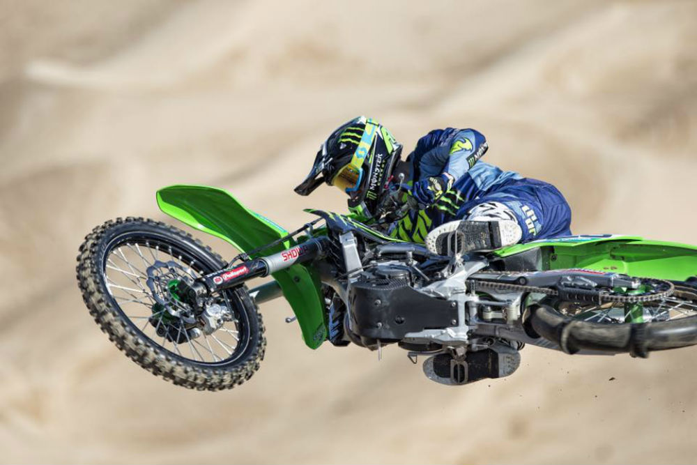 Vídeo: A queda de Clement Desalle em Valence