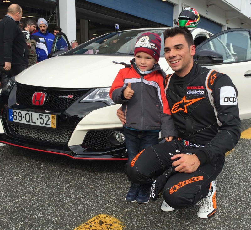 Oliveira levou fãs ao Estoril