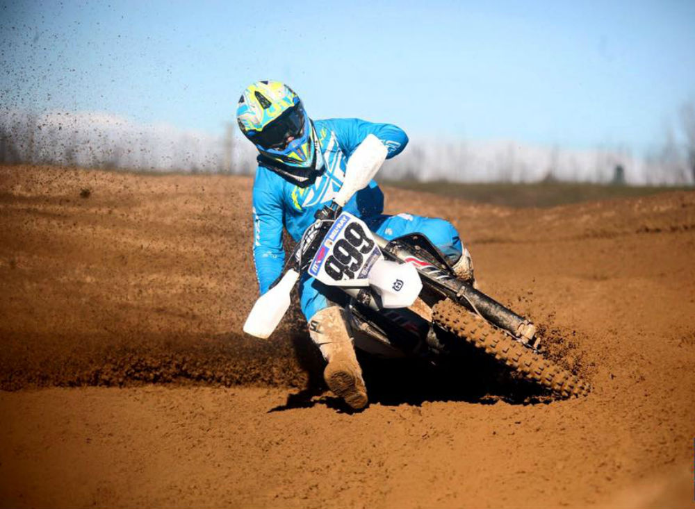 Horebeek vence 2ª ronda do Internacional de Itália