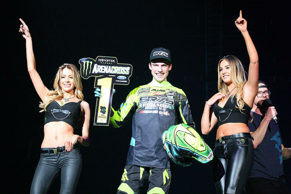 Thomas Ramette é Campeão em polémica prova do Arenacross UK