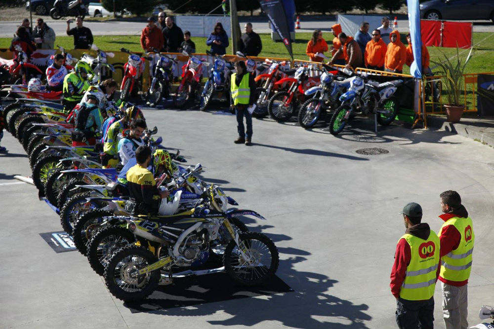 VÍDEO: O arranque do Nacional de Enduro em Castelo Branco