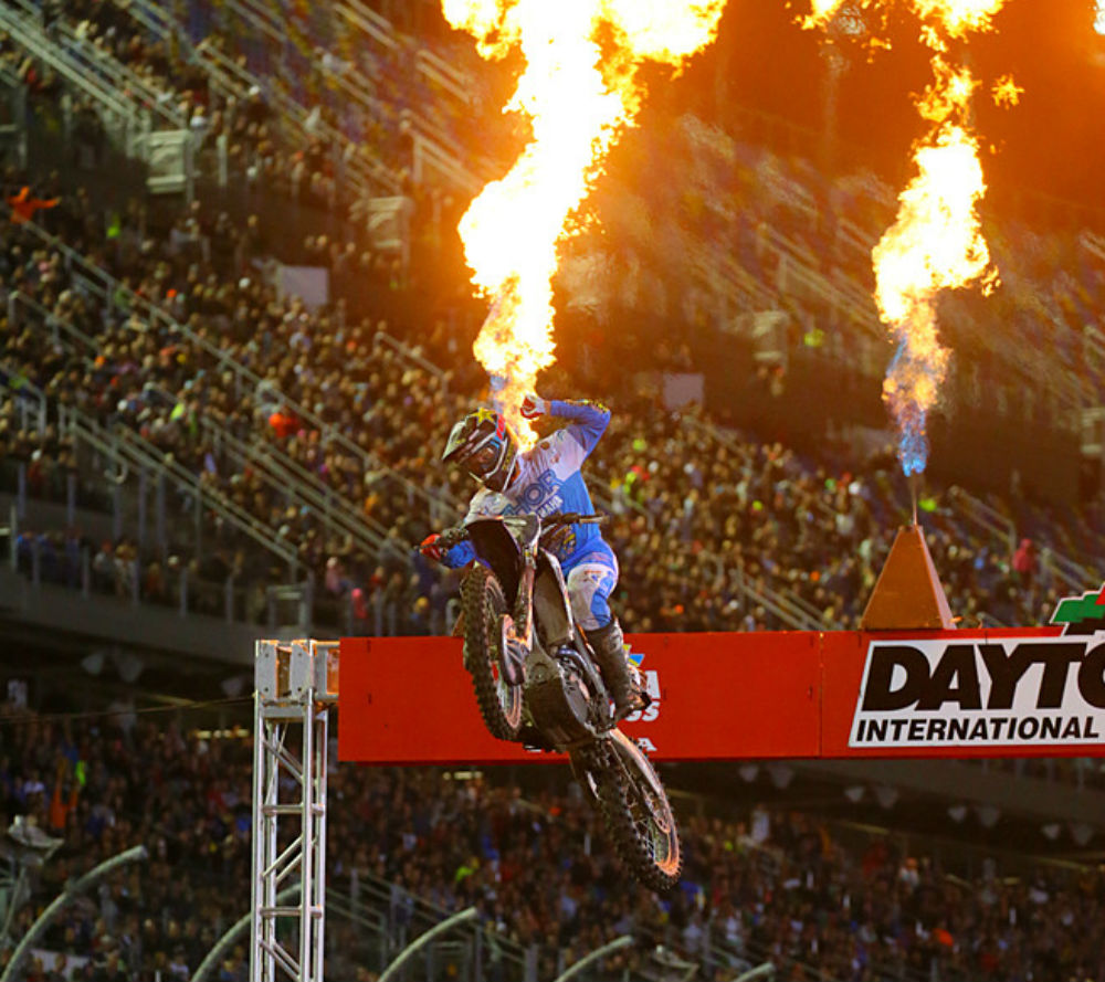 VÍDEO: Jeremy Martin vence AMA SX 250 em Daytona