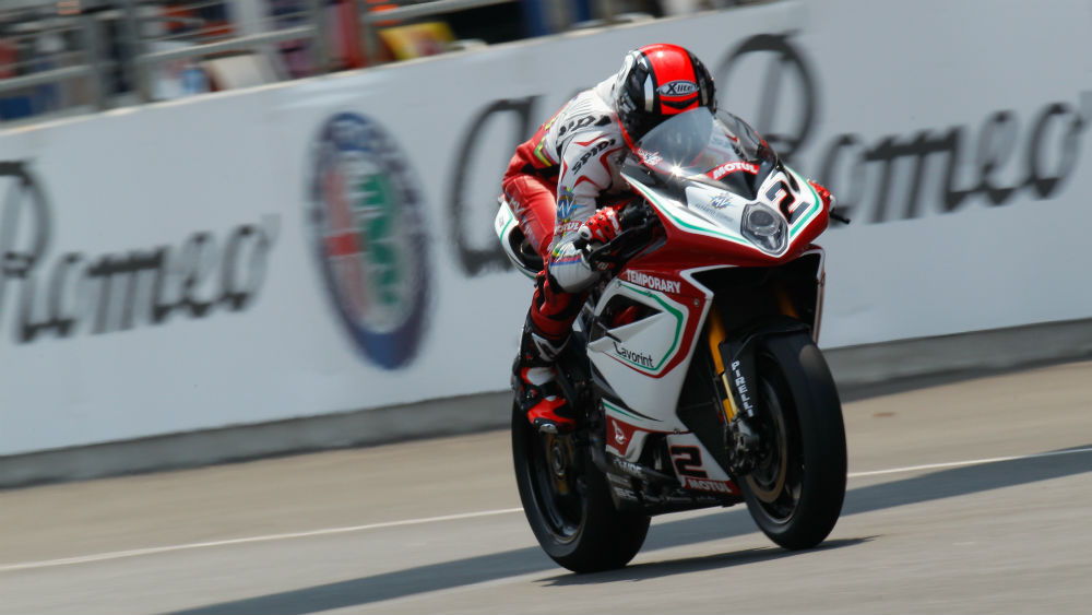 Leon Camier lidera treinos das SBK na Tailândia