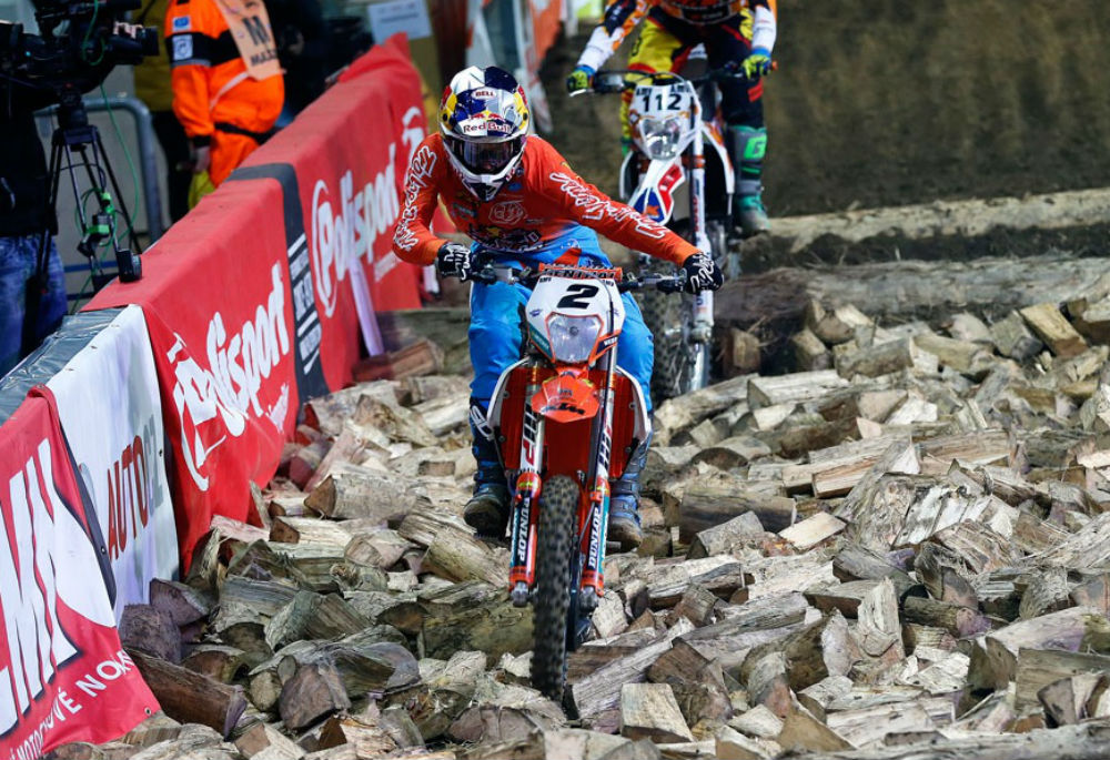 Cody Webb domina cronometrados