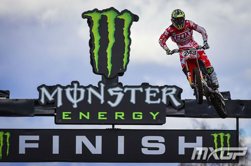 Tim Gajser entra a vencer no GP da Europa