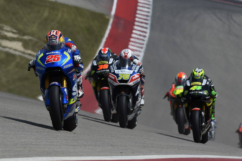 Suzuki tem opção para manter Viñales
