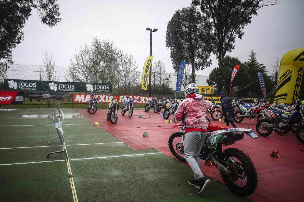 Enduro de Gouveia arranca à chuva