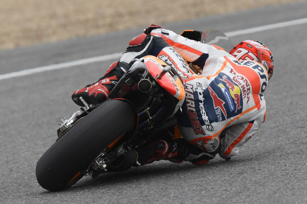 Márquez termina testes na frente