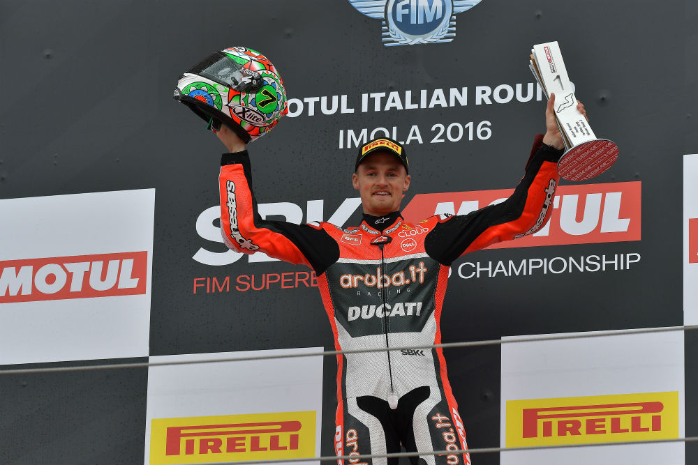 Davies: “Com esta moto podemos lutar sempre pela vitória”