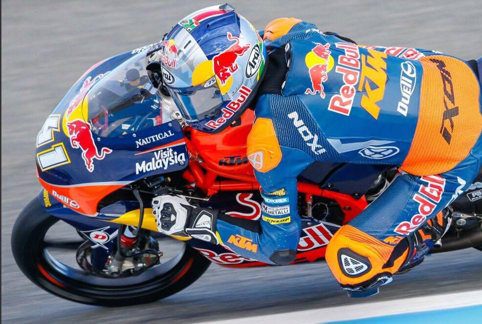Binder ganha corrida sensacional em Mugello