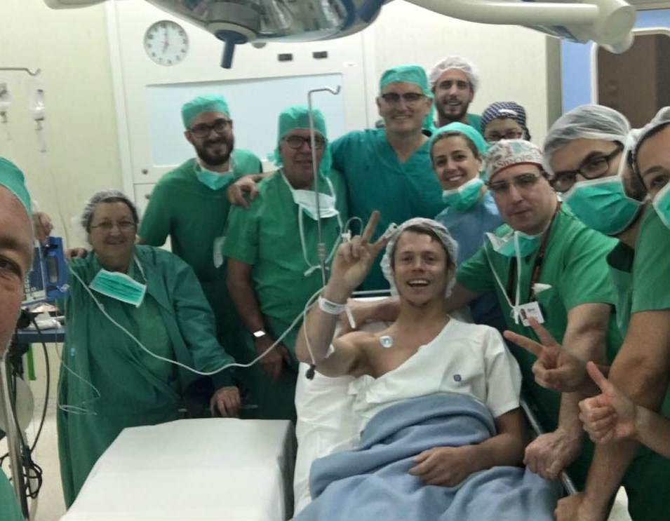 Tito Rabat operado e em dúvida para Montmeló