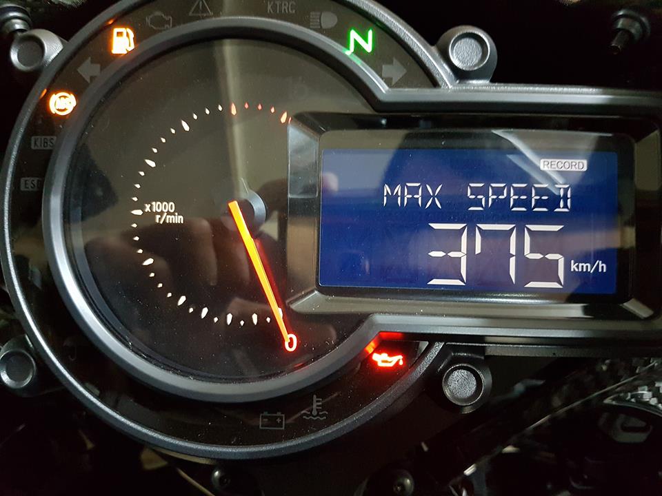 A impressionante Kawasaki H2R de Kenan Sofuoglu