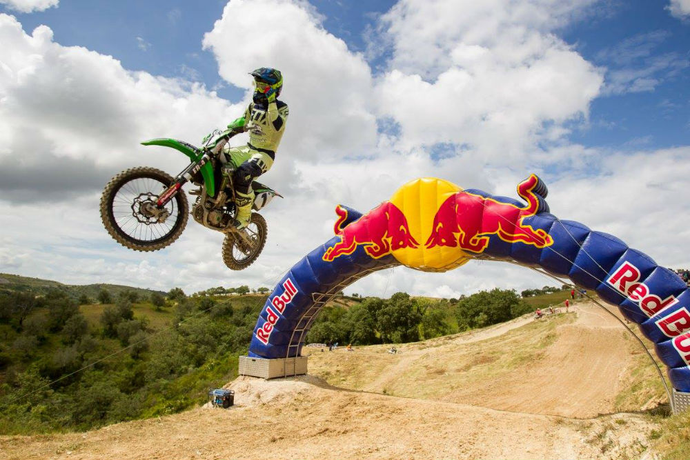 Basáula segura liderança do nacional de MX na Moçarria