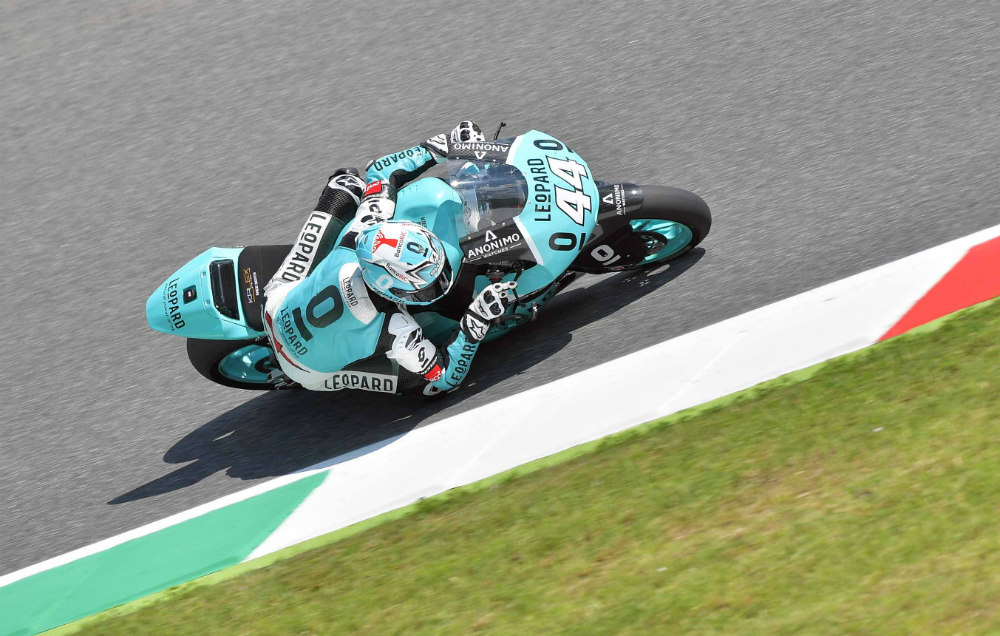 Miguel Oliveira no top 10 do warm up