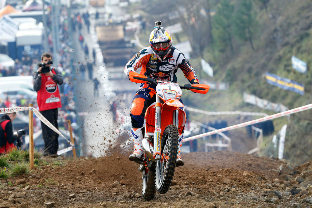 Jonny Walker ausente do Erzbergrodeo