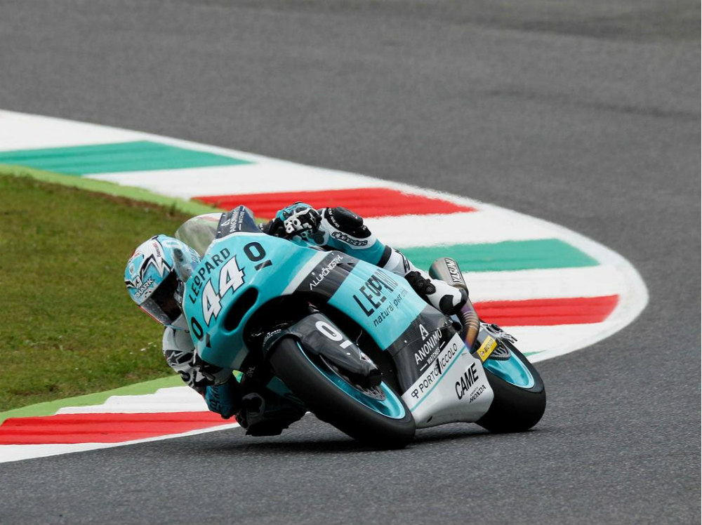 Lowes o mais rápido em Moto2, Oliveira 21º