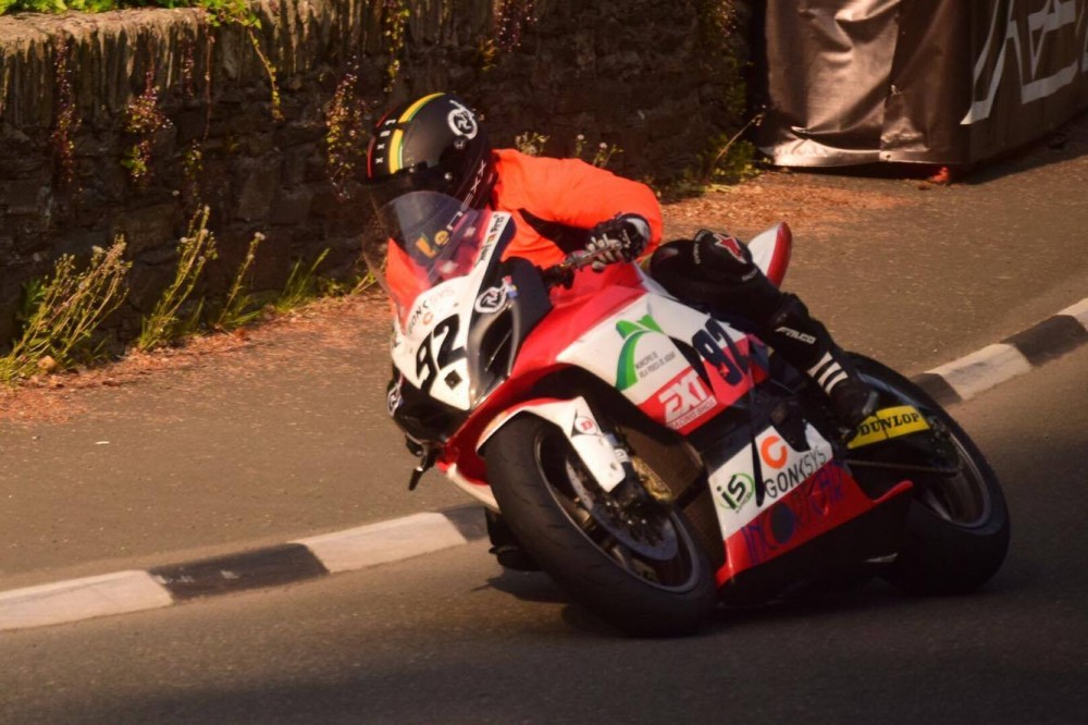 André Pires em evolução na Ilha de Man