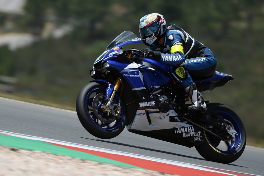 Yamaha Áustria na pole provisória, Parkalgar em 6º