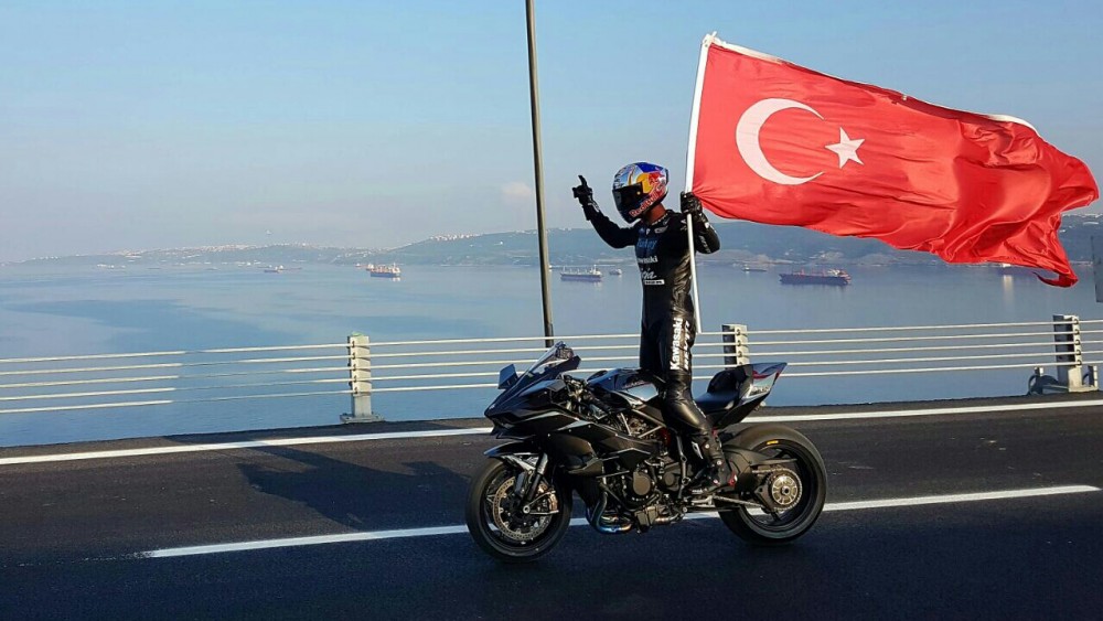 Sofuoglu desafia os limites