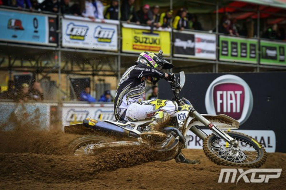 Max Anstie entra a vencer no GP de Inglaterra de MX2