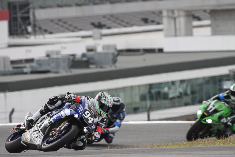 GMT 94 lidera em Portimão