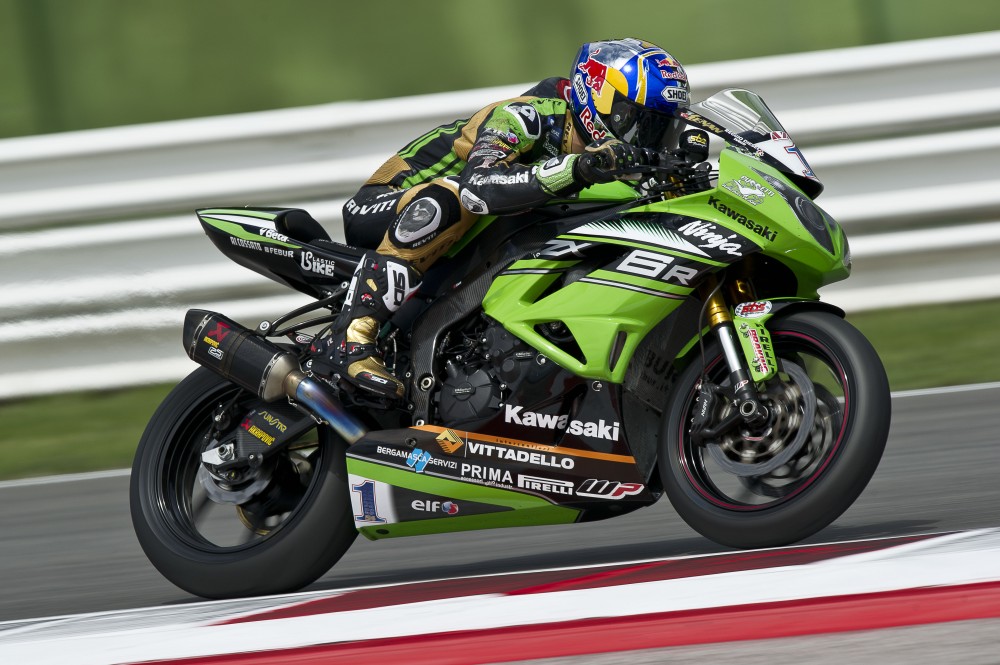 Sofuoglu vence corrida emocionante em Misano