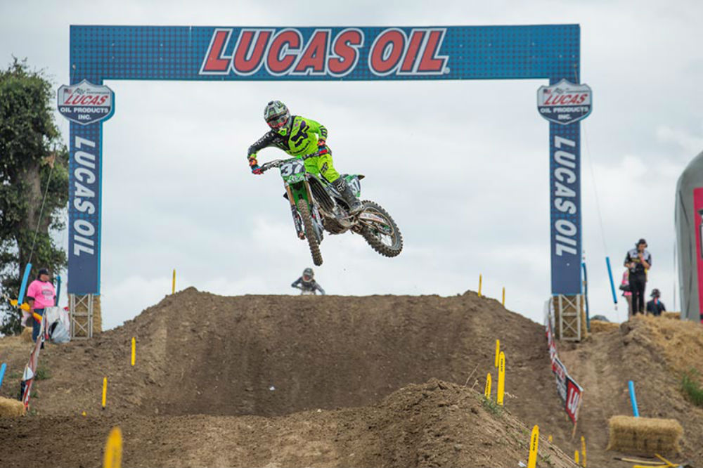 Joey Savagty vence em Thunder Valley