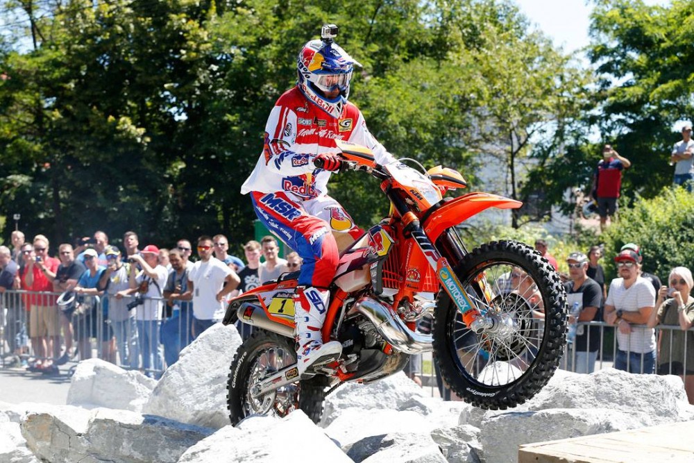 Romaniacs: Jonny Walker com nova fratura na perna