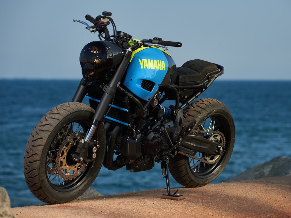 A nova XSR 700 ‘Otokomae’ by Ad Hoc Café Racers