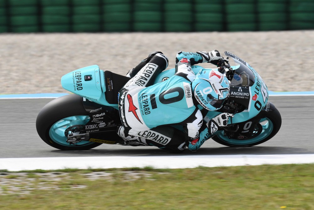 Moto2: Nakagami na frente, Oliveira 14º