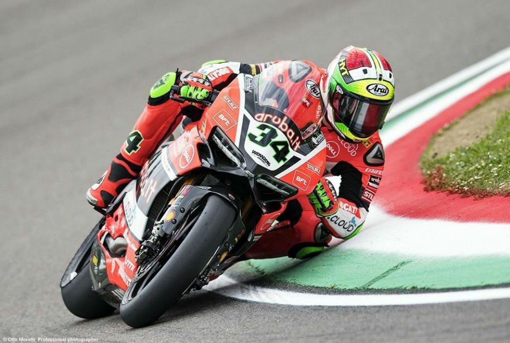 SBK – Giugliano: “Quero ficar na Ducati, mas não sei se a Ducati me quer”