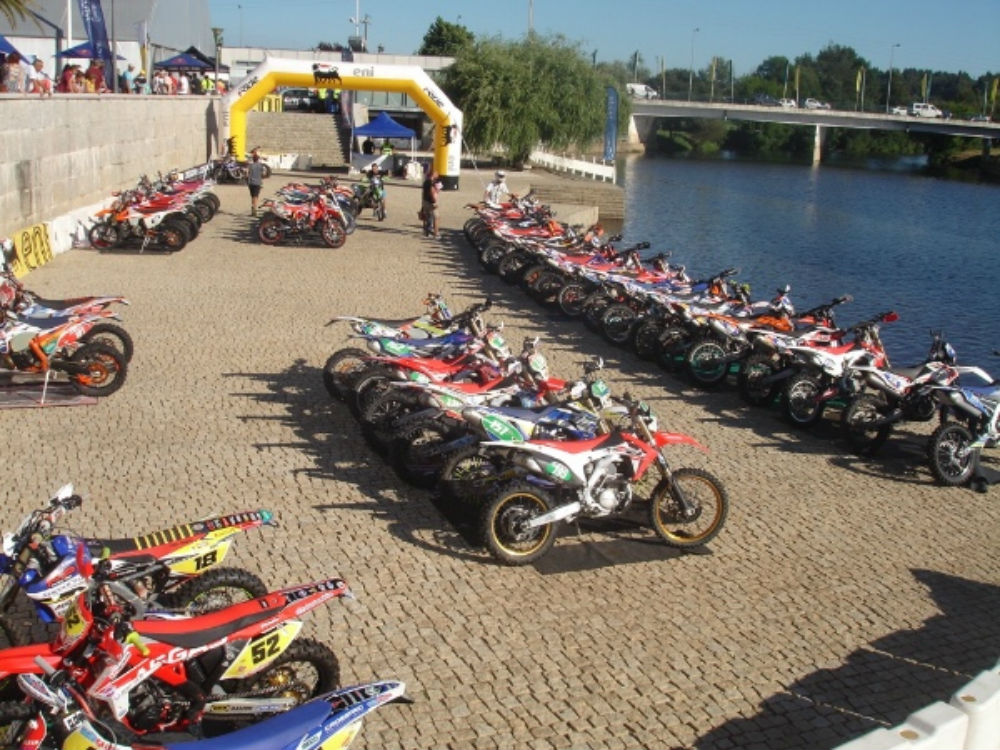 Enduro: Nacional em Águeda com Parque-Fechado cheio